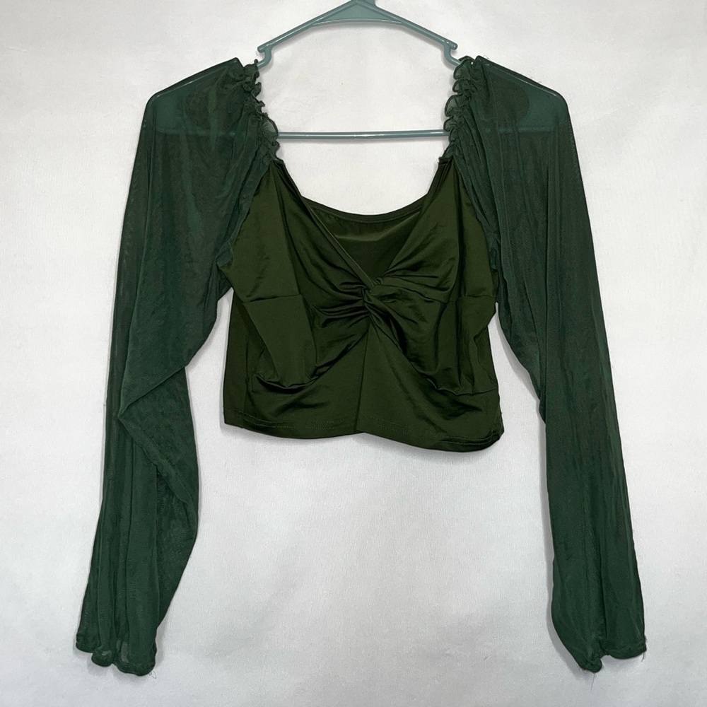 Romwe Cropped Blouse